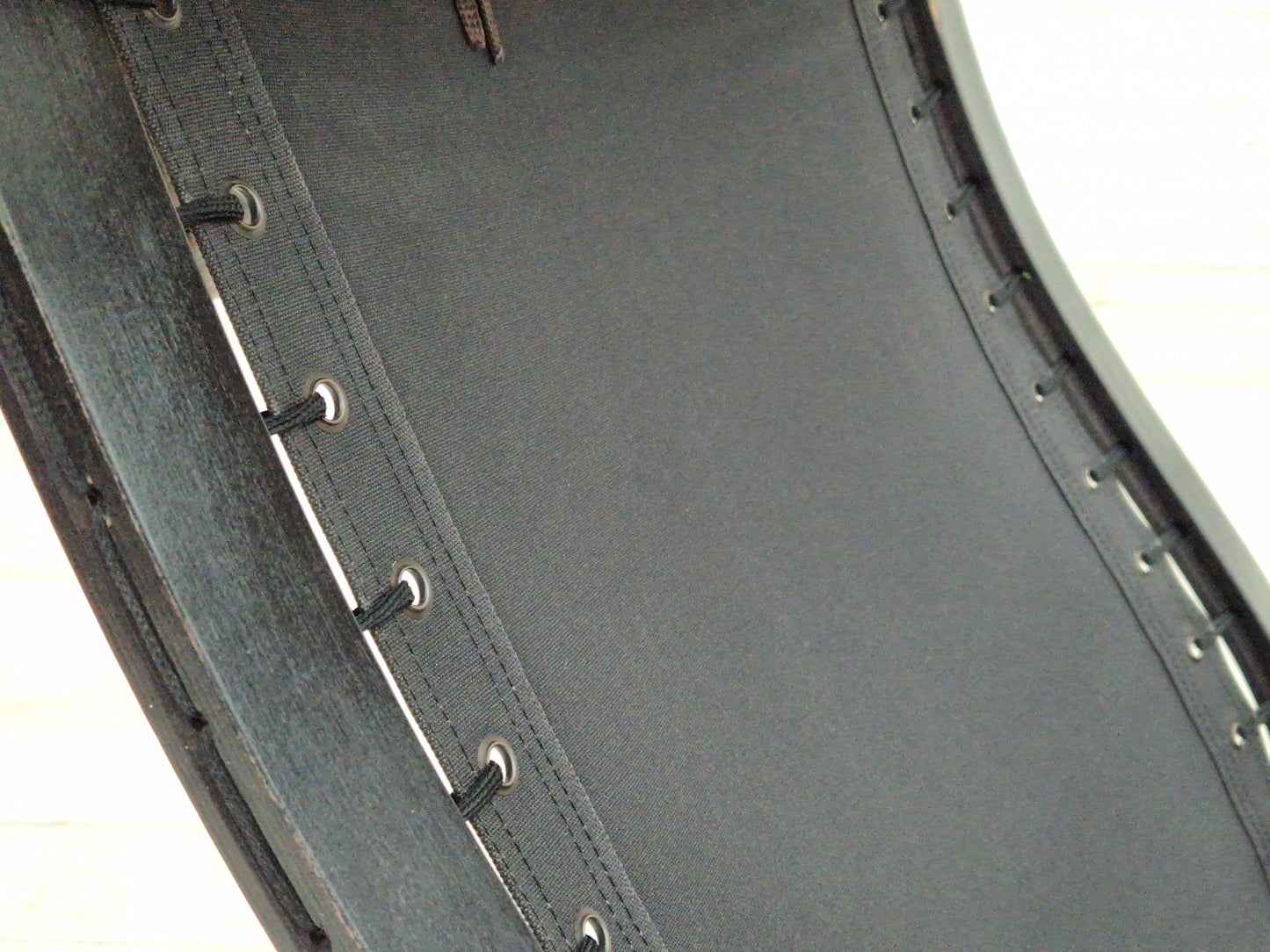 Chaise longue "Siesta" de Ingmar Relling, design norvégien des années 1970, cuir noir, bois courbé.