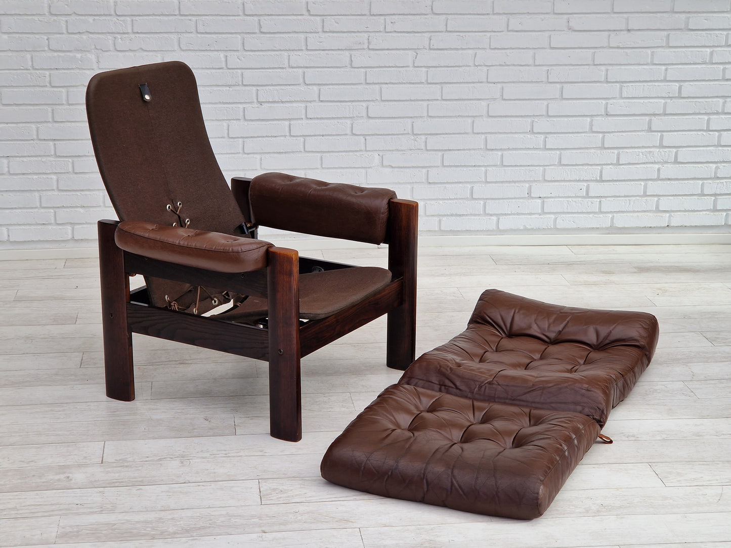 1970s, Scandinavian adjustable lounge chair, brown leather, oak wood.