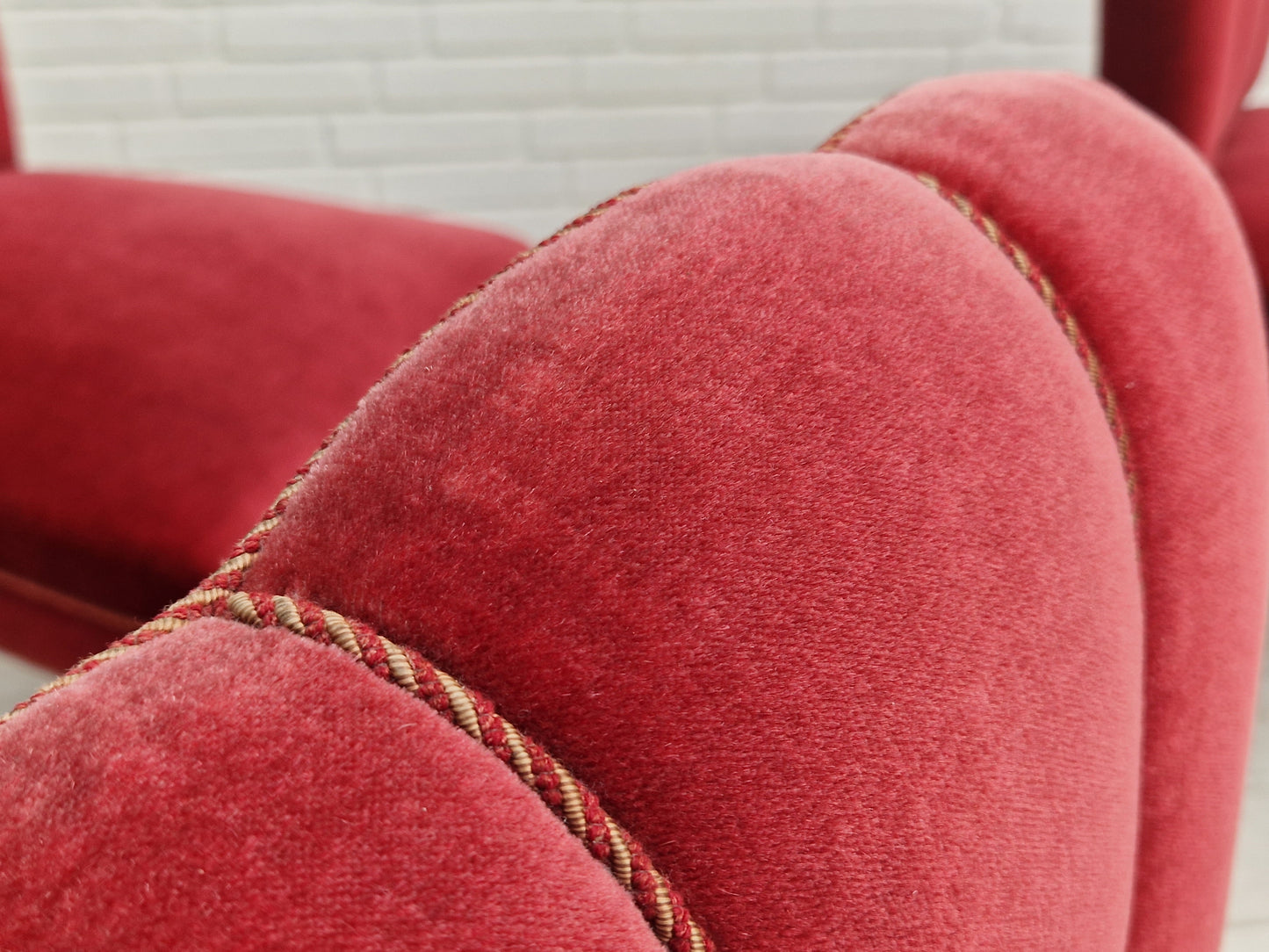 1950s, Danish design, set of 4 dinning chairs, oak wood, cherry-red velour.