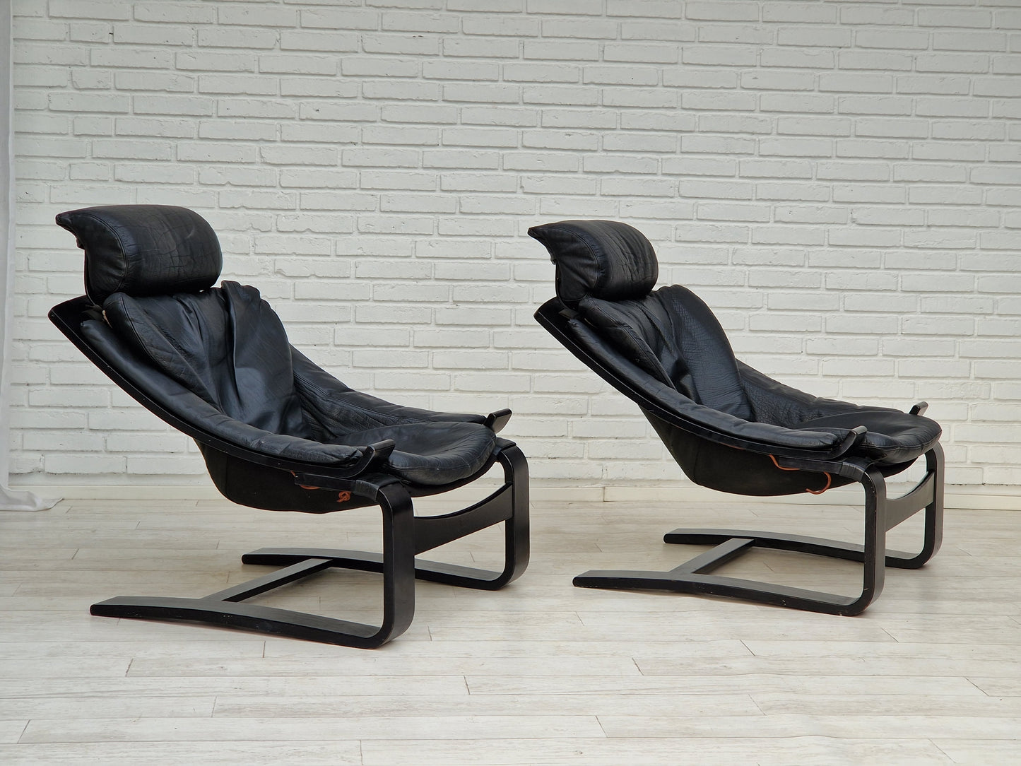 1970s, Swedish design by Ake Fribyter for Nelo, set of two Kroken lounge chair.