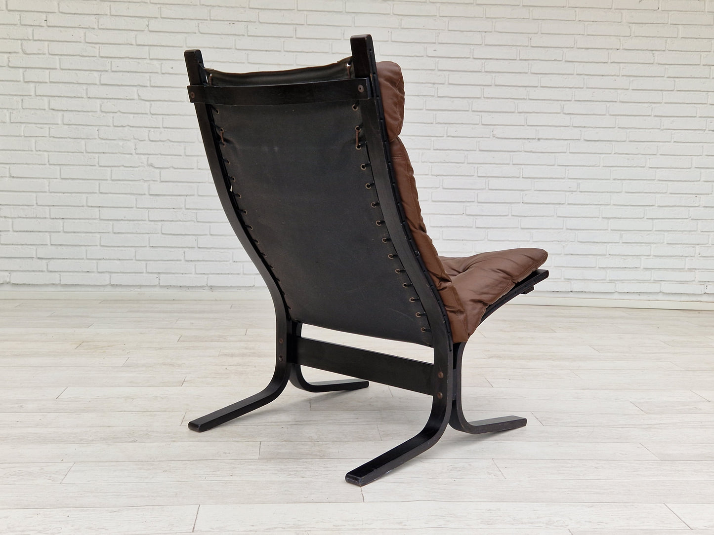 1960’s, Norwegian design, "Siesta" lounge chair by Ingmar Relling, leather, bentwood.