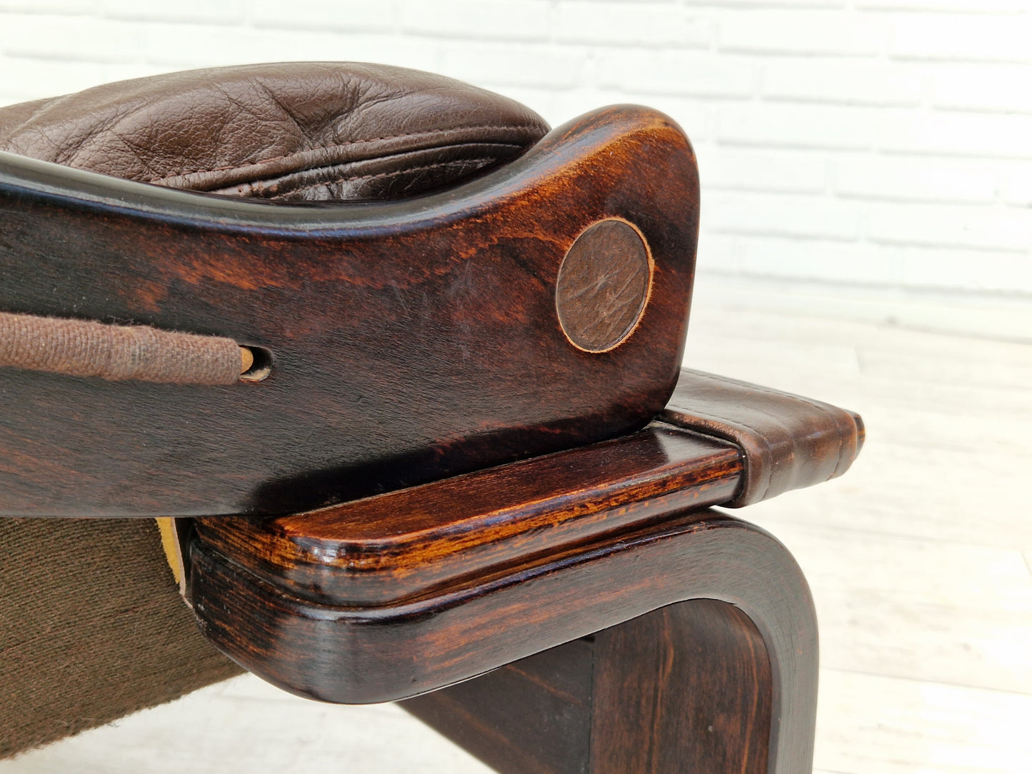 1970s, brown leather lounge chair by Ake Fribytter for Nelo Sweden.