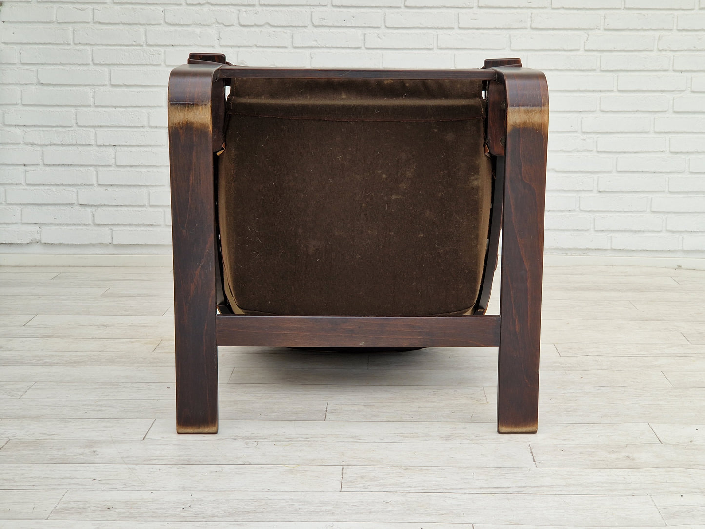 1970s, brown leather lounge chair by Ake Fribytter for Nelo Sweden.