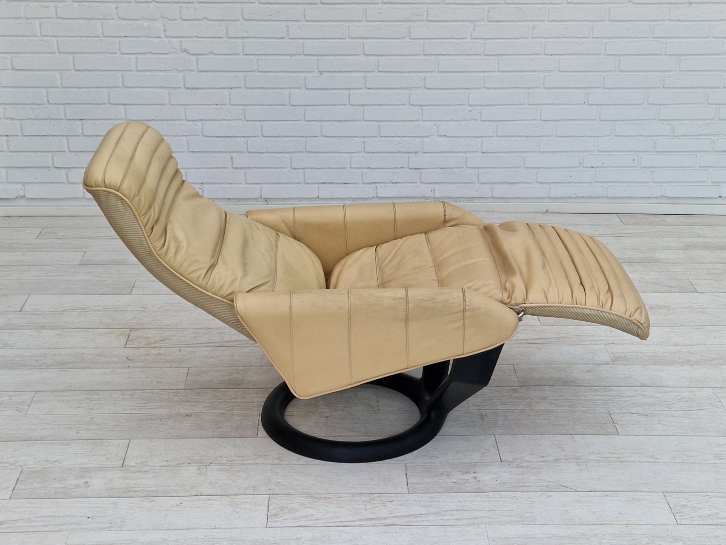 1980s, Danish design by Steen Ostergård for Bramin Møbler. "Action Recliner" relax chair.