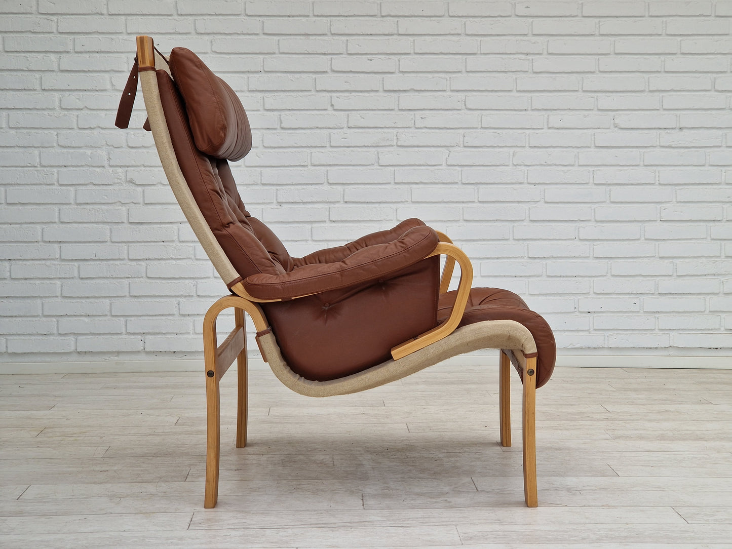 1970-80s, Danish design by Jeki Møbler, armchair in leather, beech bent wood.