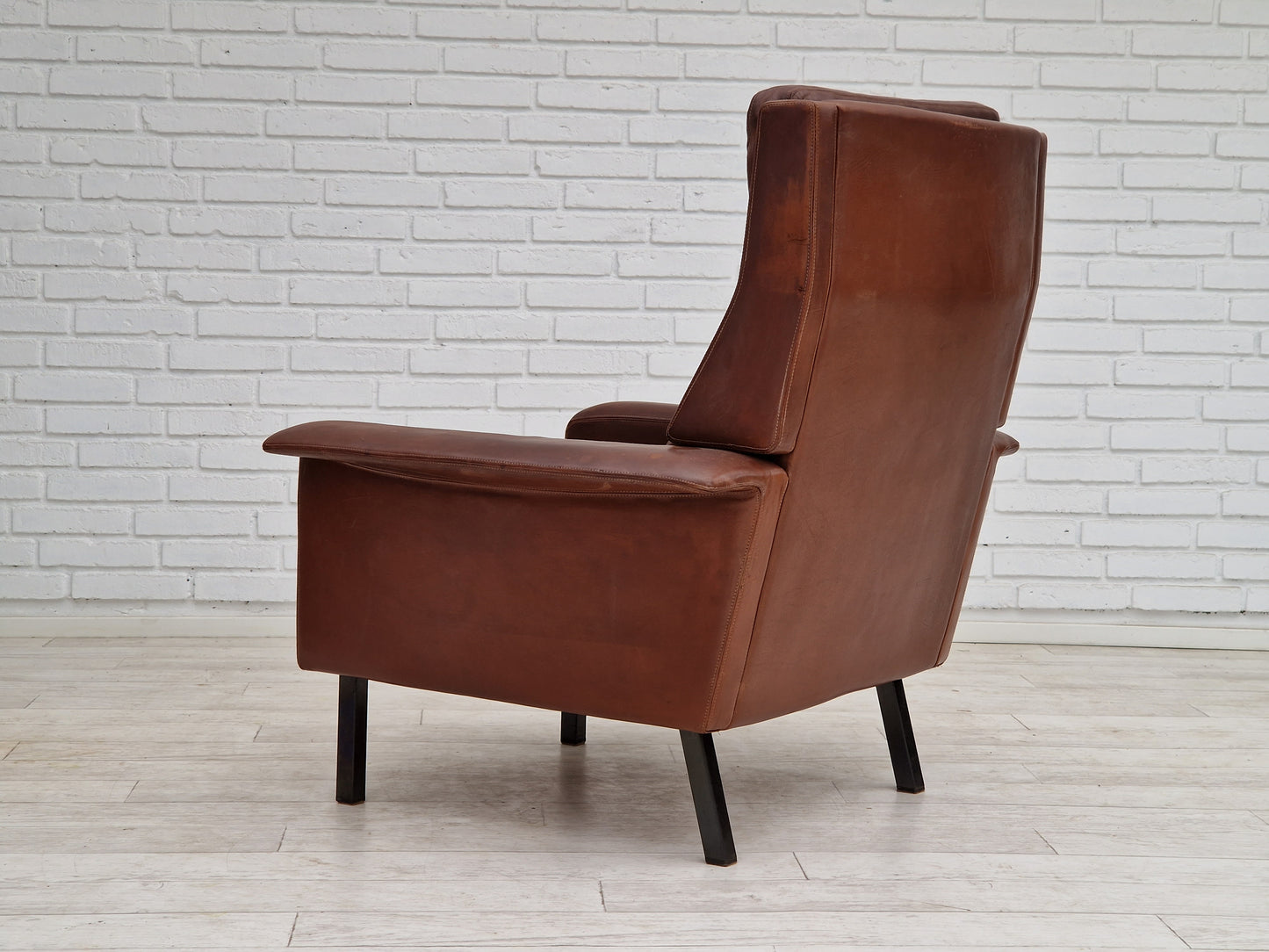 1970s, Danish design by Arne Vodder for Fritz Hansen, leather, original condition.