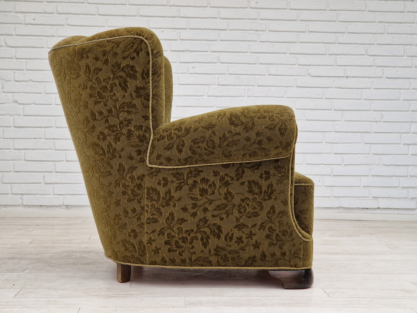 1950s, Danish vintage relax chair in green fabric, original condition.