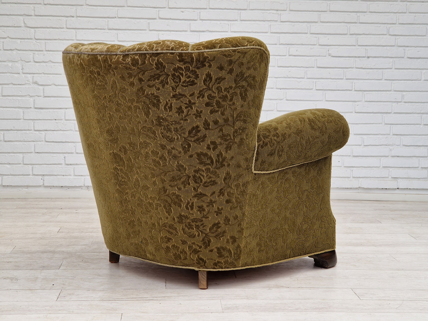 1950s, Danish vintage relax chair in green fabric, original condition.