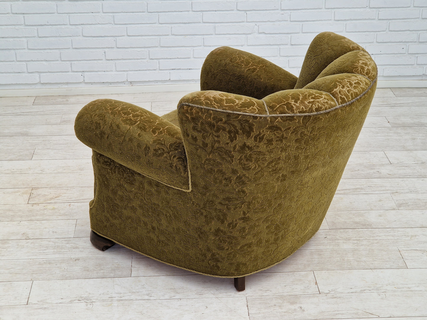 1950s, Danish vintage relax chair in green fabric, original condition.