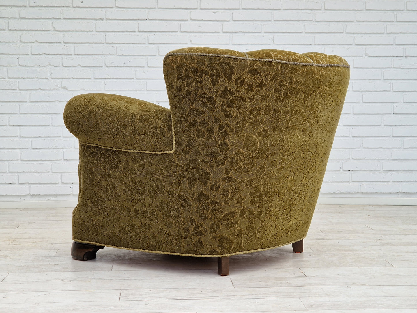 1950s, Danish vintage relax chair in green fabric, original condition.