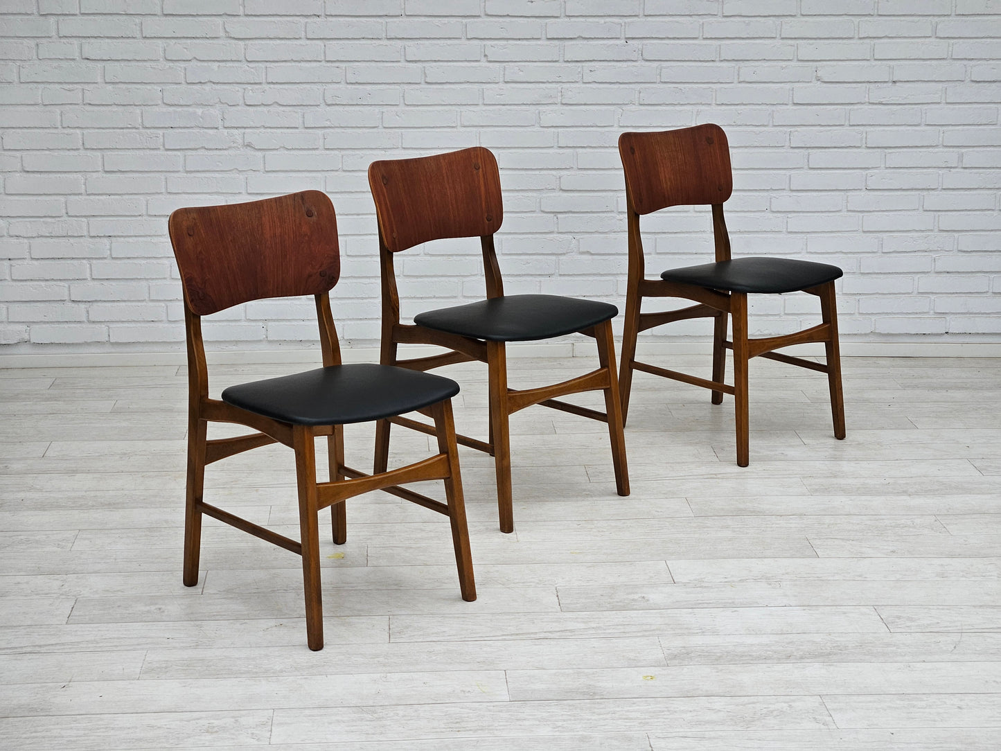 1960s, Danish design by Ib Kofod Larsen, set of 3 dining chairs model 62.