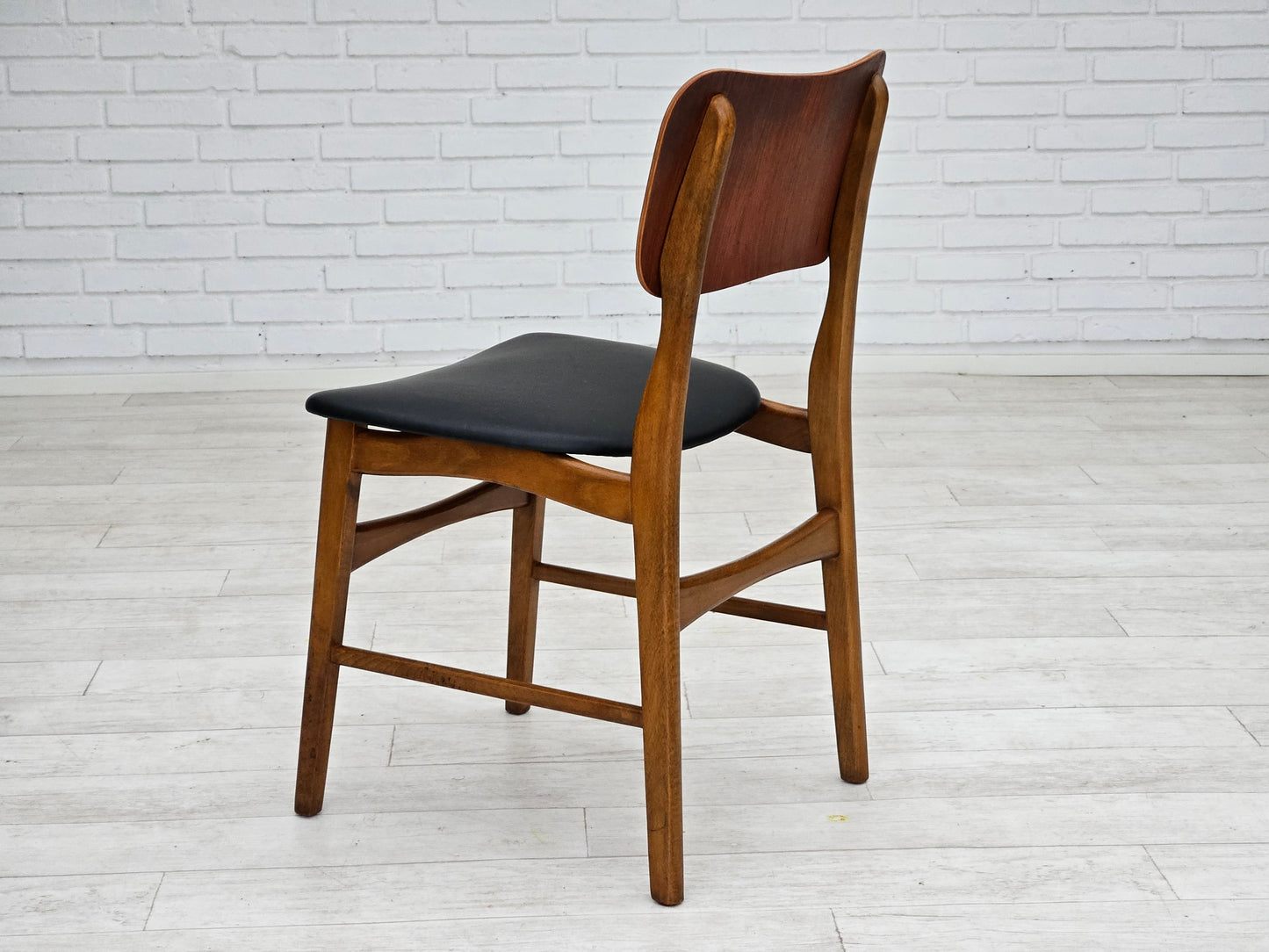 1960s, Danish design by Ib Kofod Larsen, set of 3 dining chairs model 62.