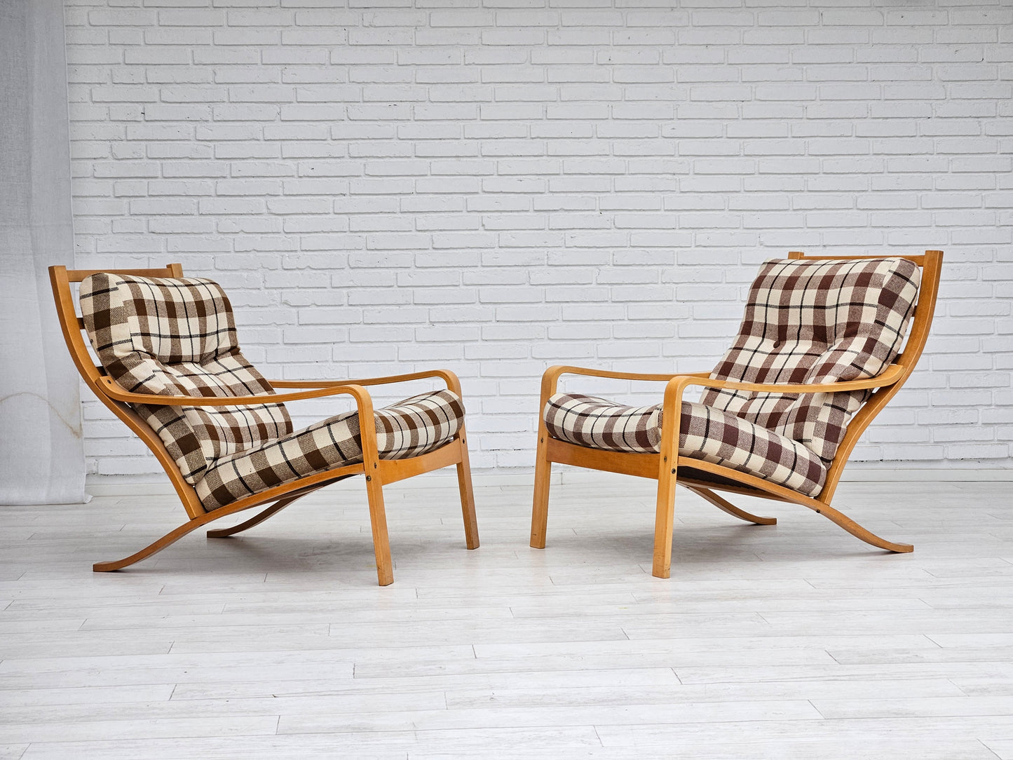 1970s, Danish design, par of two lounge chairs in furniture wool, original very good condition.