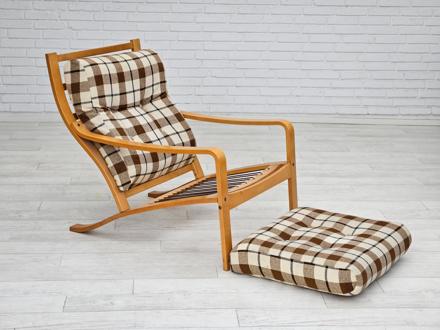 1970s, Danish design, par of two lounge chairs in furniture wool, original very good condition.