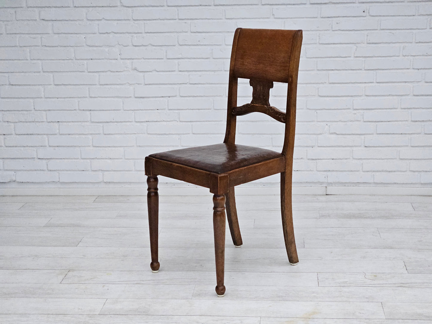 1930s, set of 6 scandinavian chairs, original good condition.