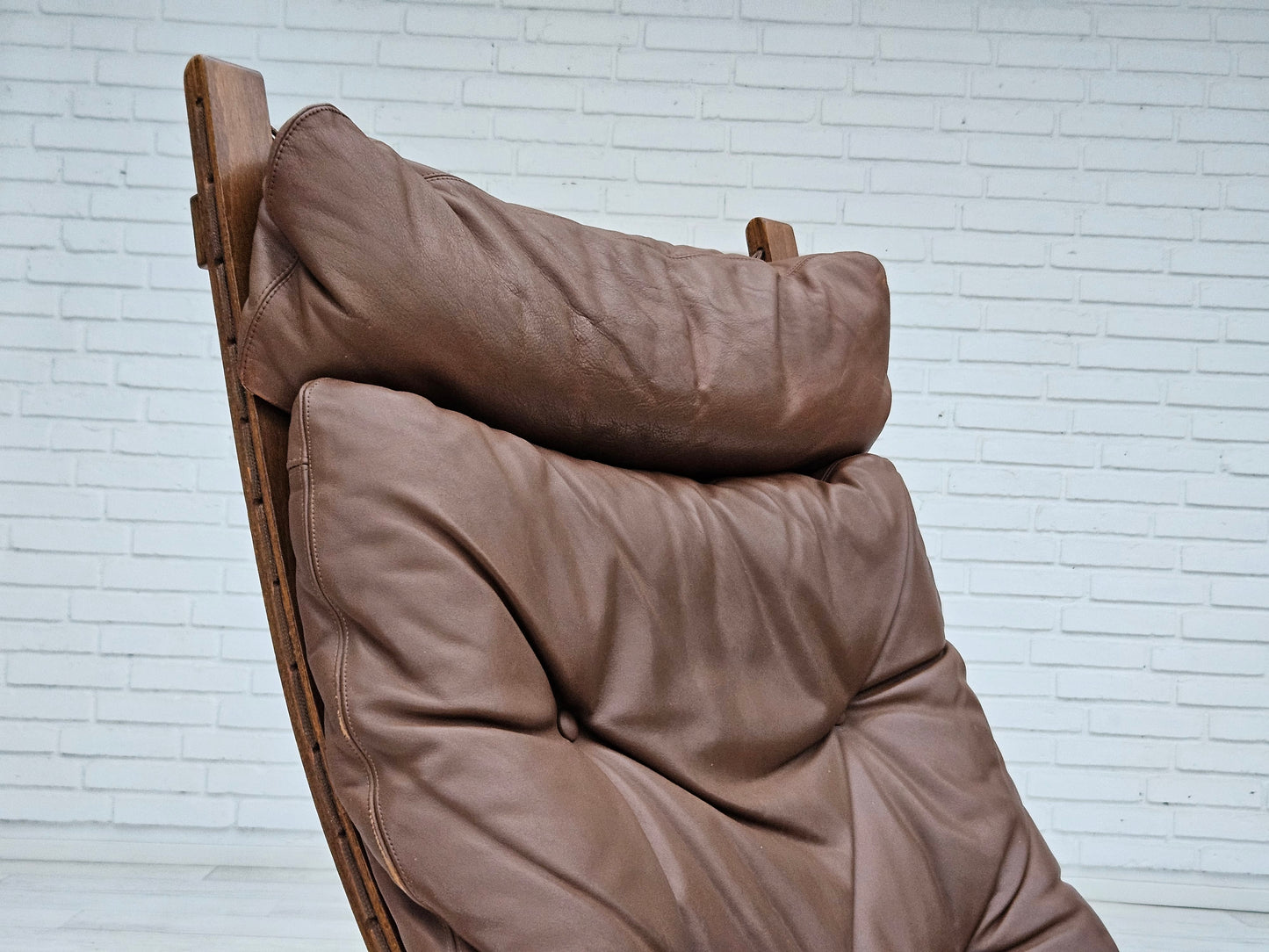 1970’s, Norwegian design, "Siesta" lounge chair by Ingmar Relling, leather, bentwood.