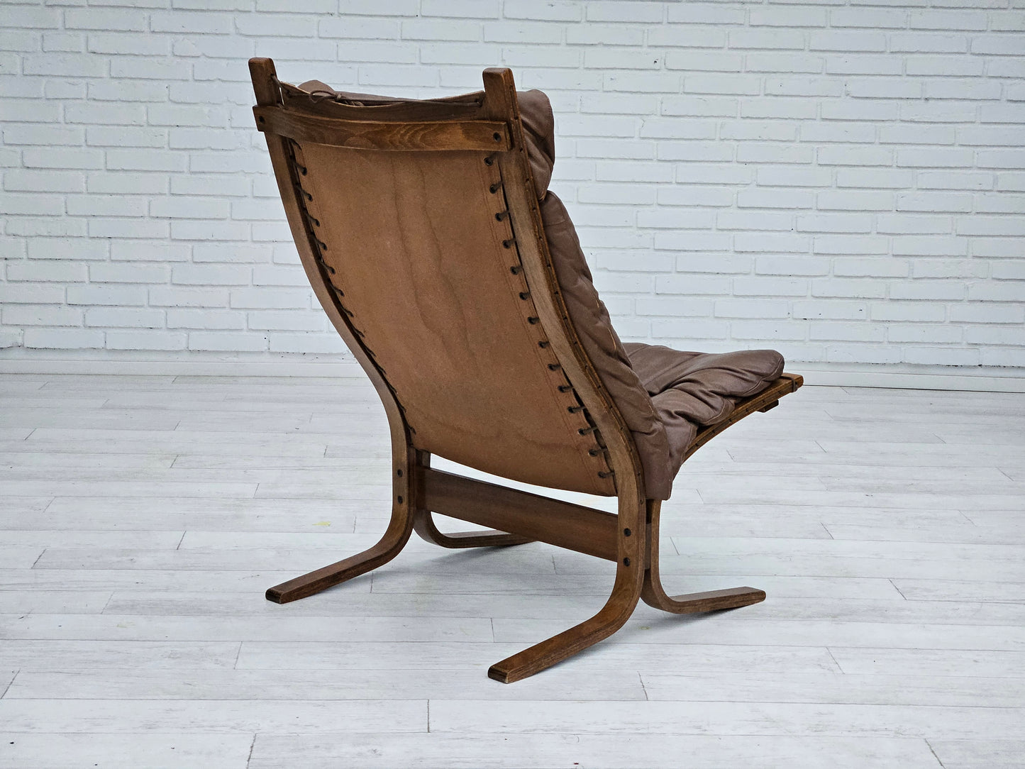 1970’s, Norwegian design, "Siesta" lounge chair by Ingmar Relling, leather, bentwood.