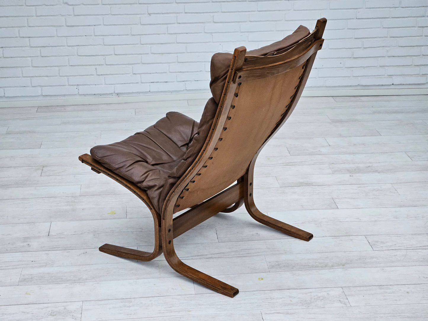 1970’s, Norwegian design, "Siesta" lounge chair by Ingmar Relling, leather, bentwood.