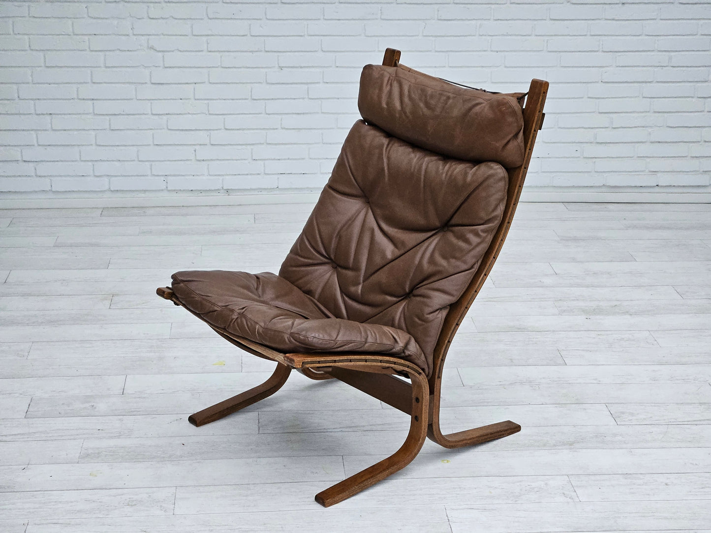 1970’s, Norwegian design, "Siesta" lounge chair by Ingmar Relling, leather, bentwood.