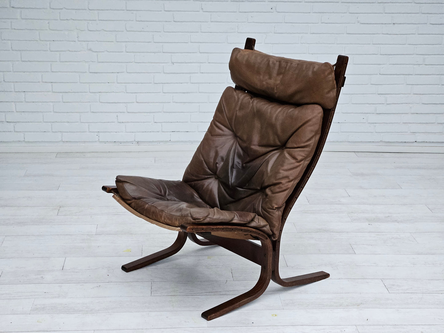 1970’s, Norwegian design, "Siesta" lounge chair by Ingmar Relling, leather, bentwood.