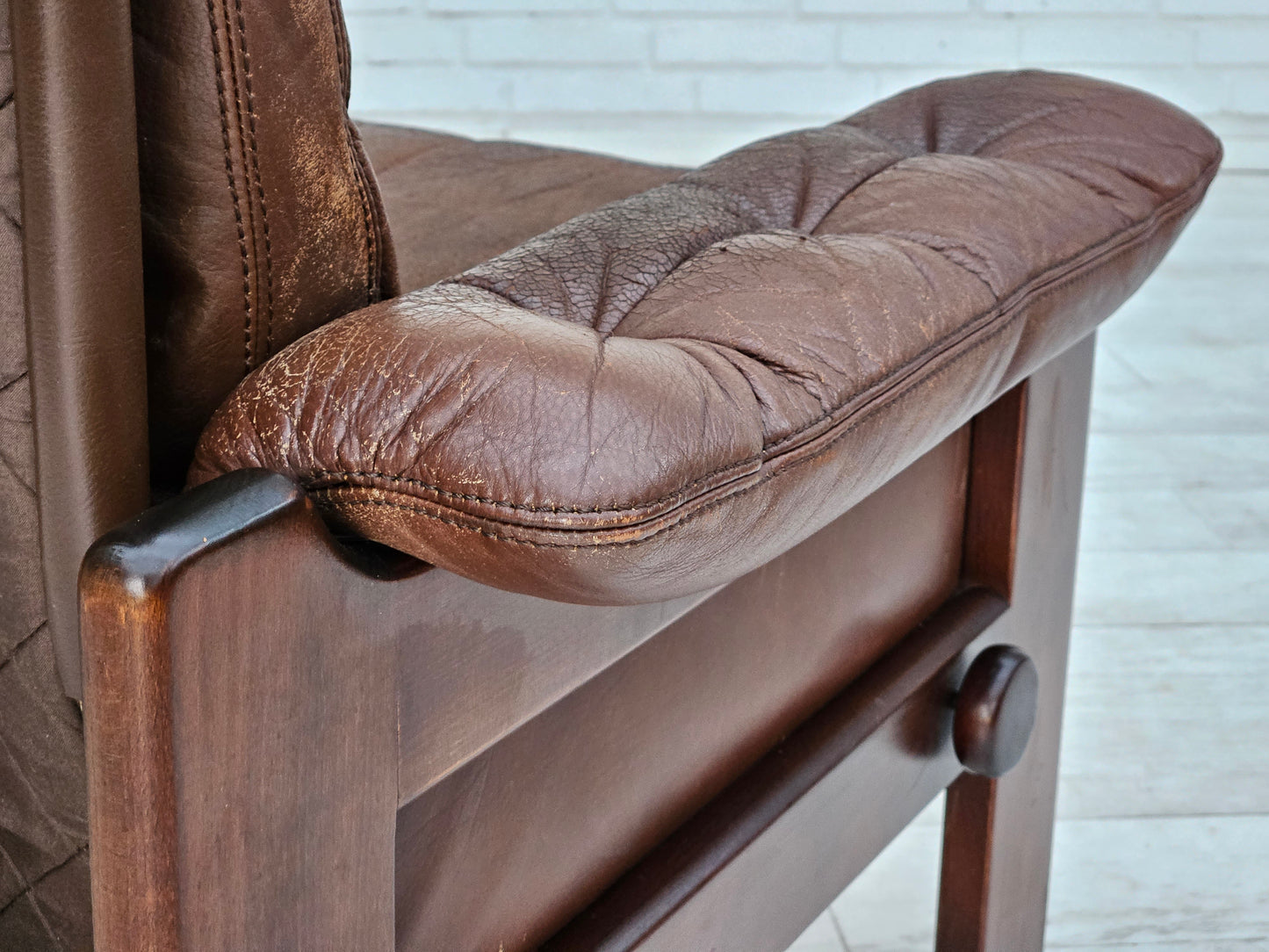 1970s, Danish adjustable lounge chair with footstool, brown leather, by Skippers Møbler.