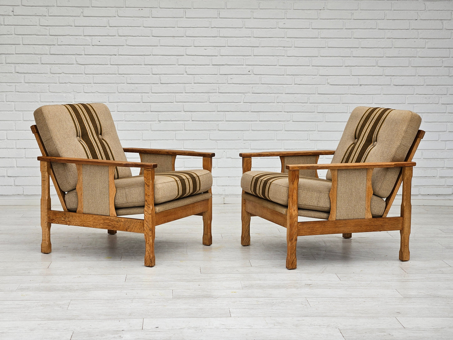 1970s, pair of Danish lounge chairs, original very good condition, wool, oak.