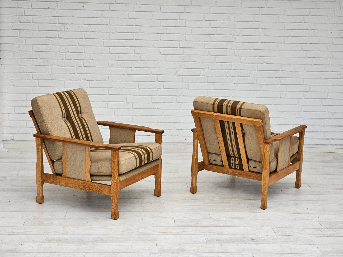 1970s, pair of Danish lounge chairs, original very good condition, wool, oak.