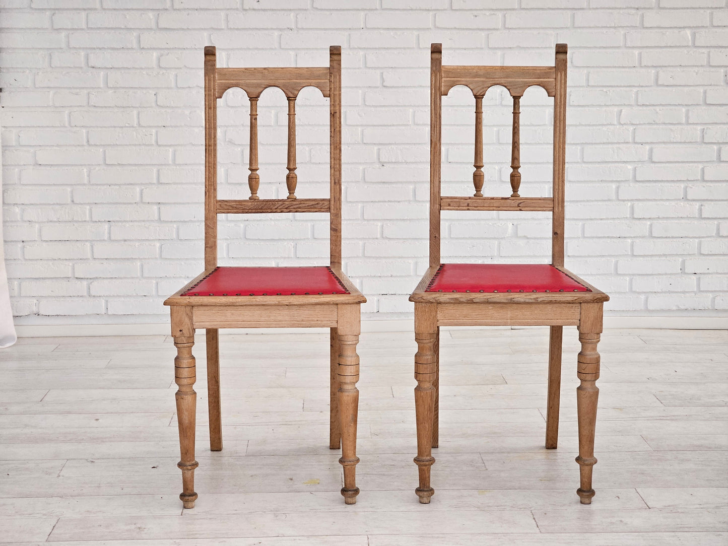 1950s, set 2 pcs of Danish dinning chairs, original good condition, oak wood.