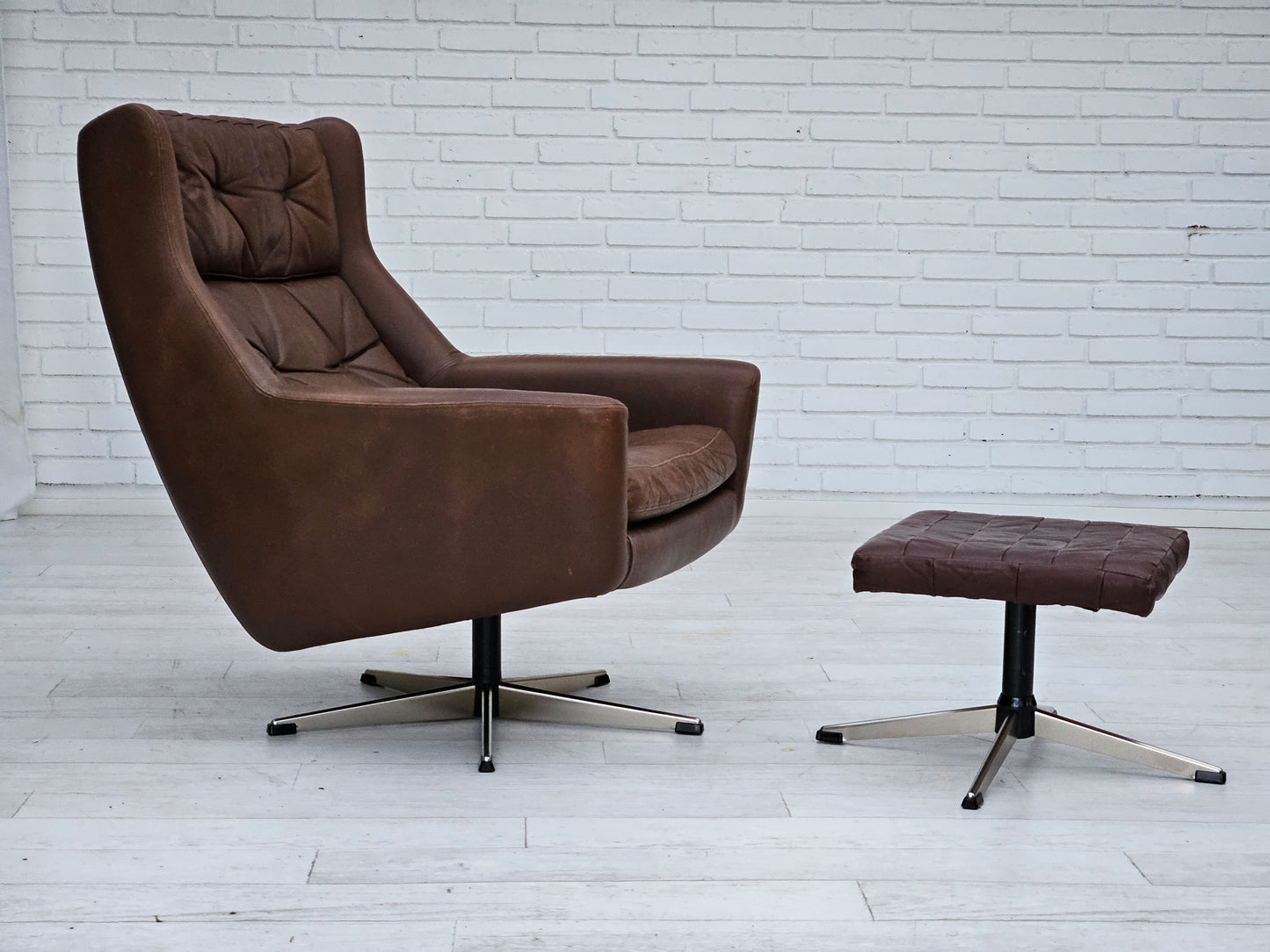 1970s, Danish swivel chair with footstool, original good condition, leather.