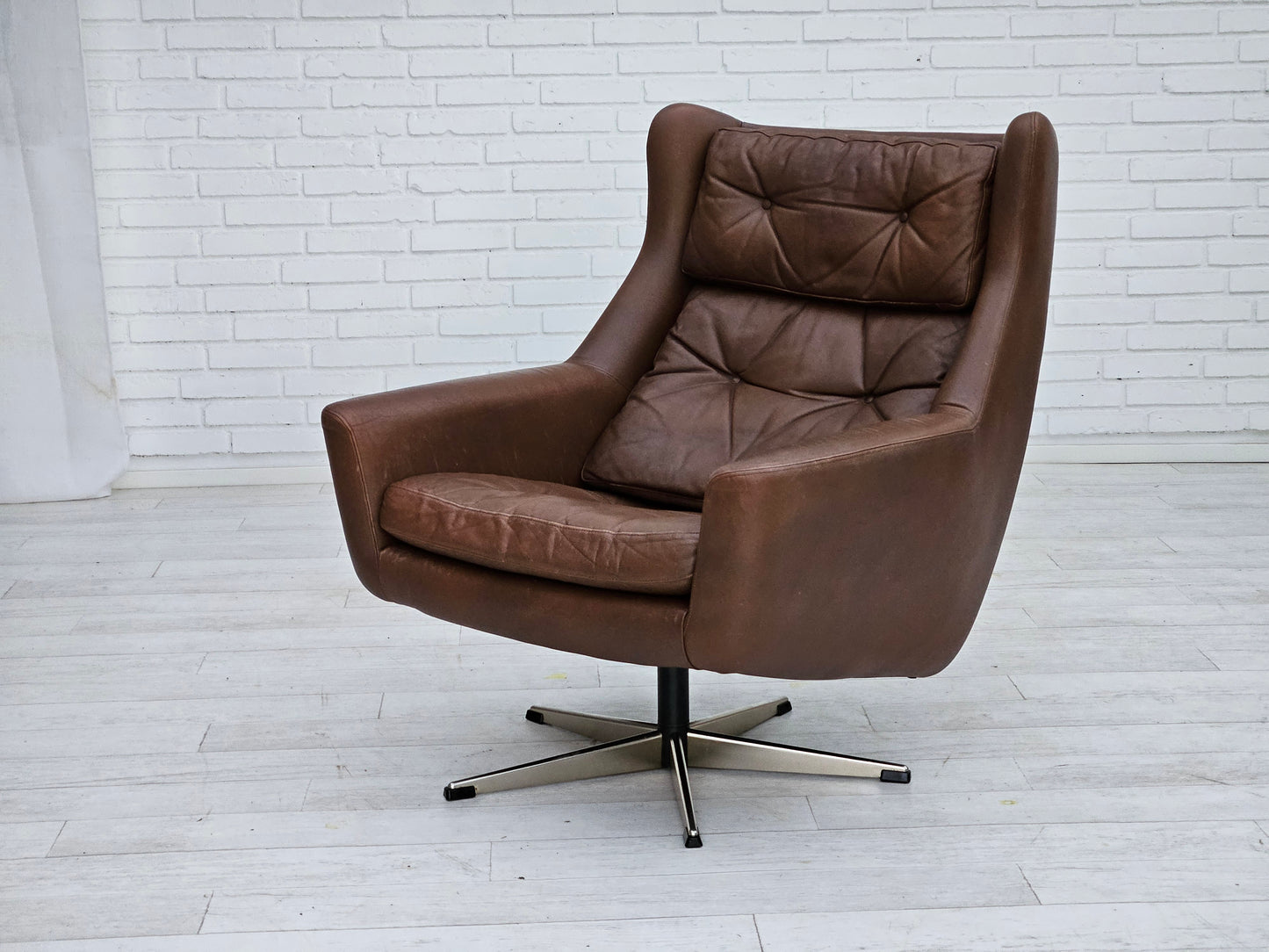 1970s, Danish swivel chair with footstool, original good condition, leather.