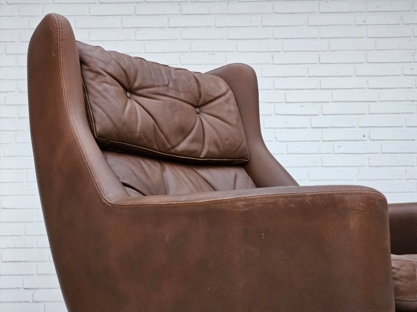 1970s, Danish swivel chair with footstool, original good condition, leather.