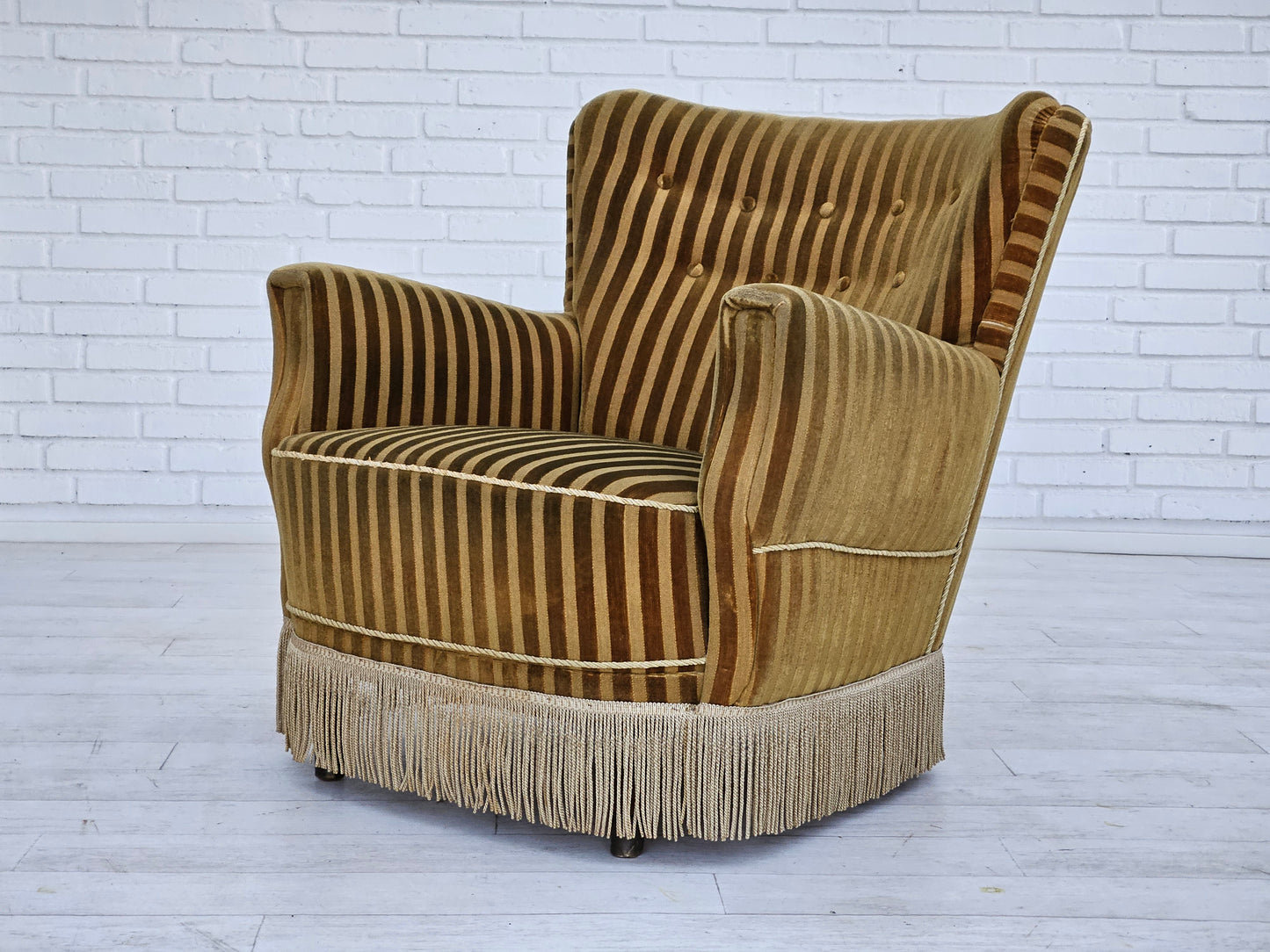 1960s, Danish relax chair, original upholstery, green velour.