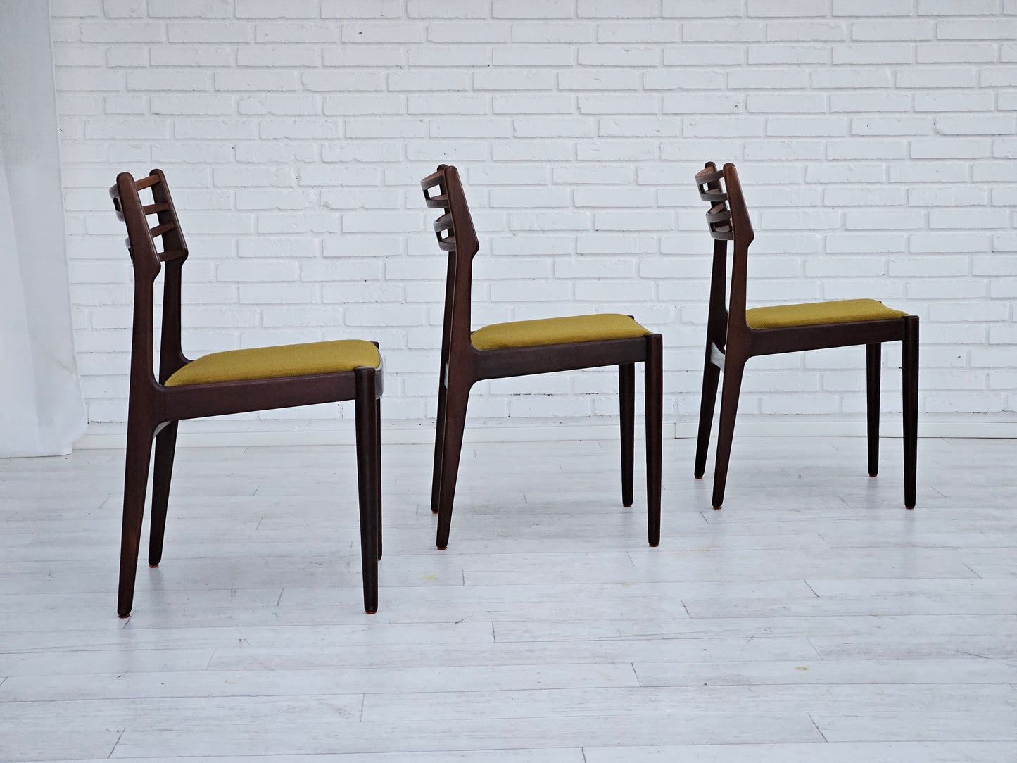 1970s, Danish design by Johannes Andersen, set of 3 dining chairs model 101, original condition.