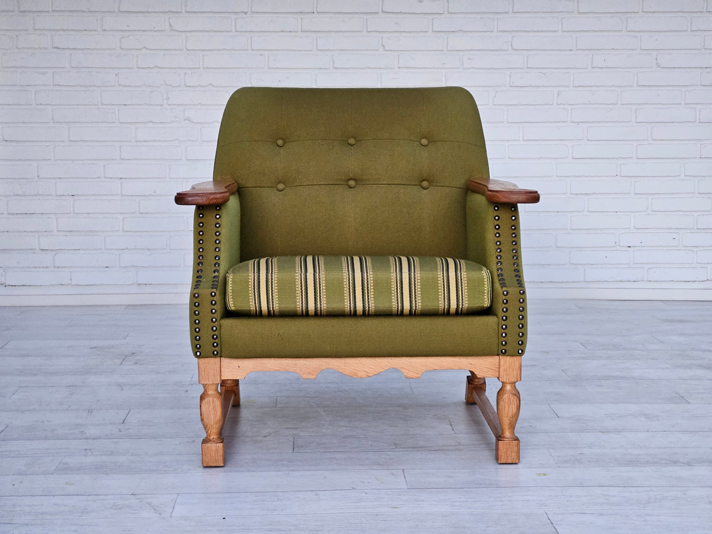 1970s, Danish lounge chair, wool, oak, original very good condition.