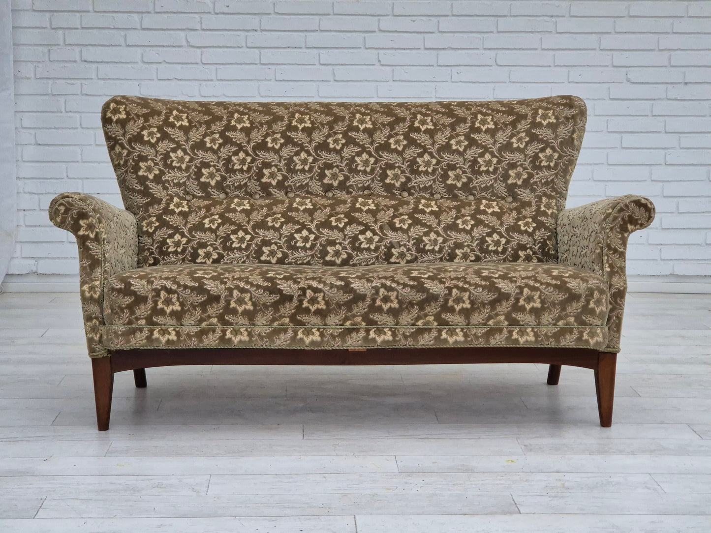 1960s, Danish 2 seater sofa by Fritz Hansen, very good condition, velour.