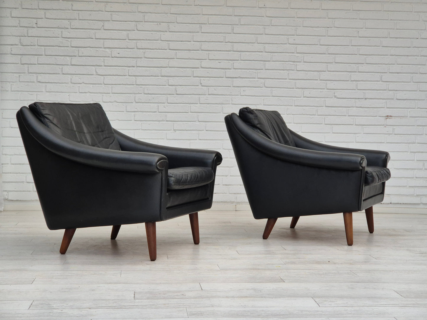 1960s, Danish design by Aage Christiansen for Erhardsen & Andersen, lounge chair model "Matador", original condition.