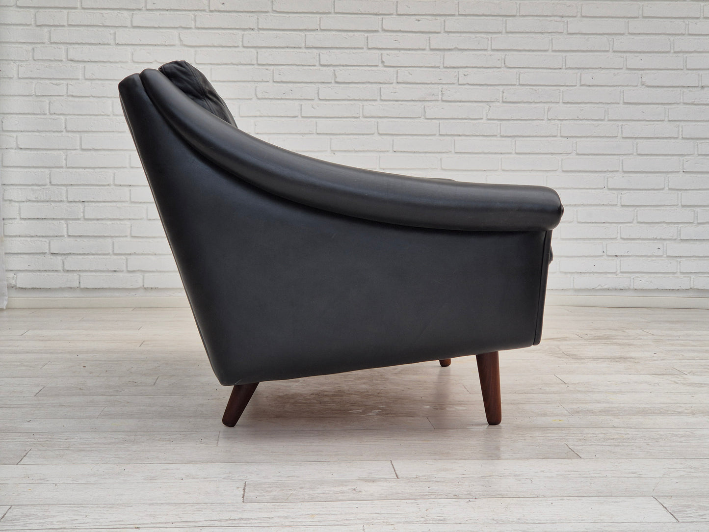 1960s, Danish design by Aage Christiansen for Erhardsen & Andersen, 2 seater sofa model "Matador", original condition.