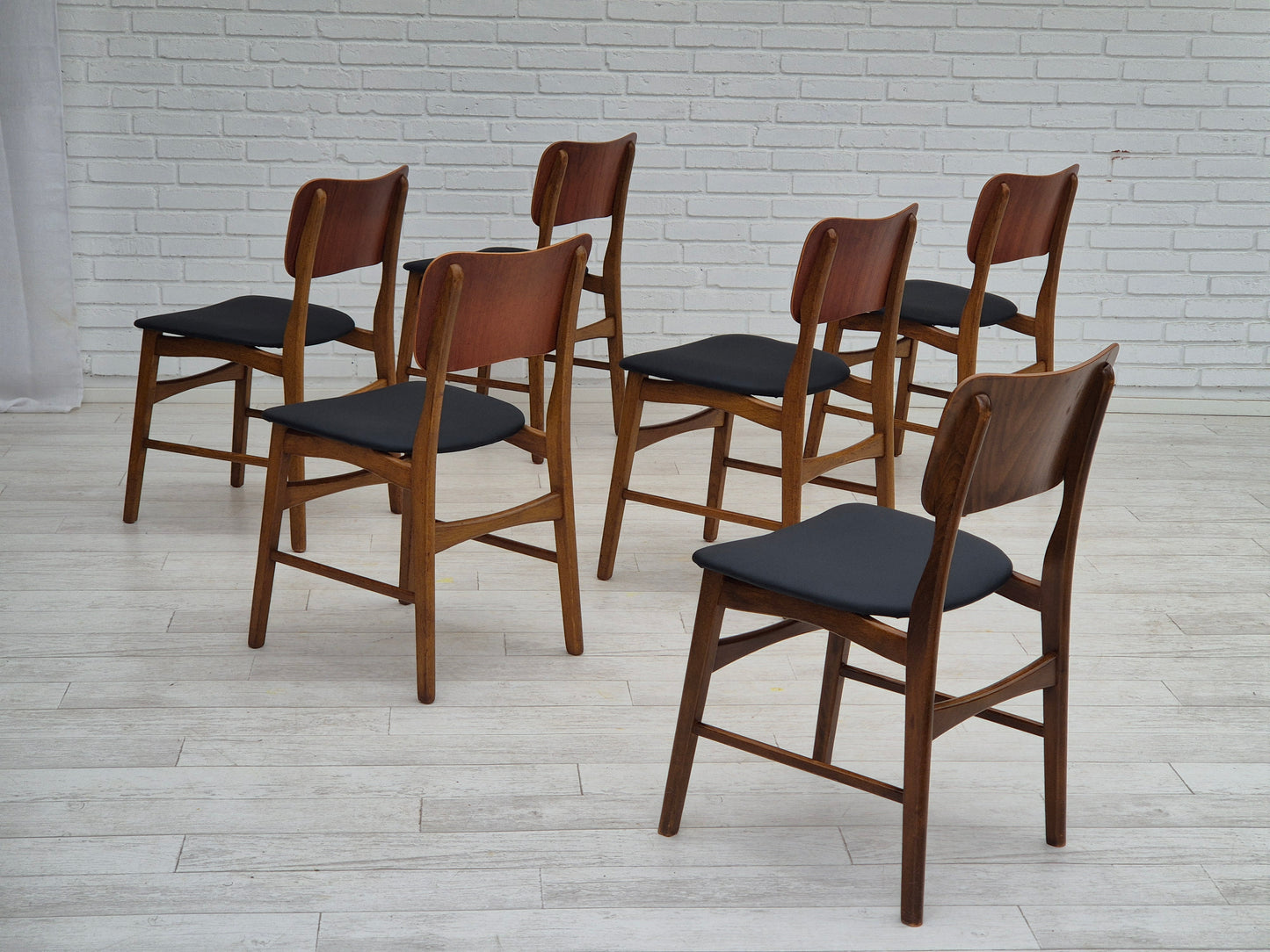 1960s, Danish design by Ib Kofod Larsen for Boltinge Stolefabrik, set of 6 reupholstered dining chairs.