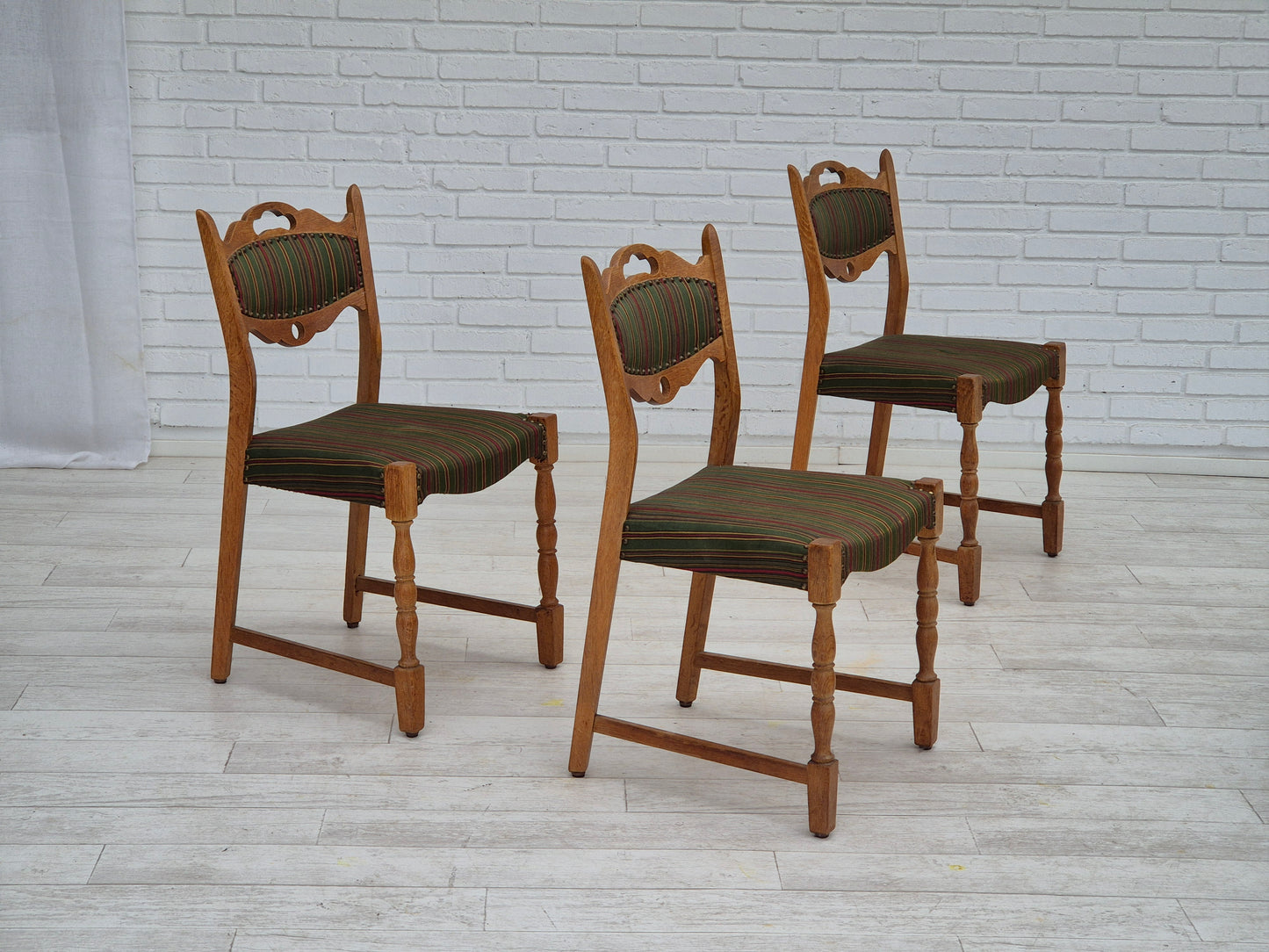 1960s, set of 3 dining Danish chairs, original good condition, furniture wool, oak wood.