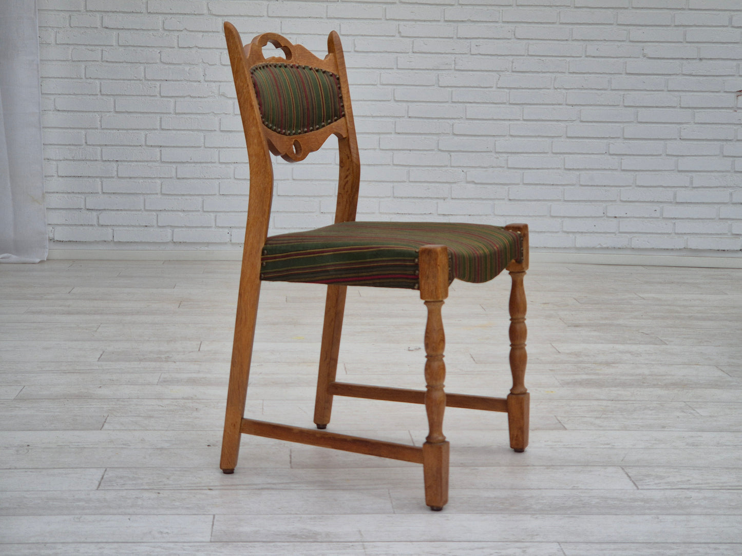 1960s, set of 3 dining Danish chairs, original good condition, furniture wool, oak wood.