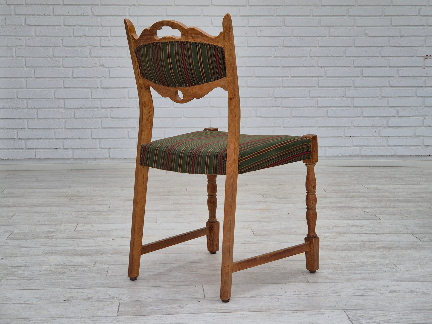 1960s, set of 3 dining Danish chairs, original good condition, furniture wool, oak wood.