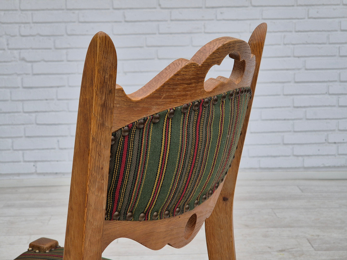 1960s, set of 3 dining Danish chairs, original good condition, furniture wool, oak wood.