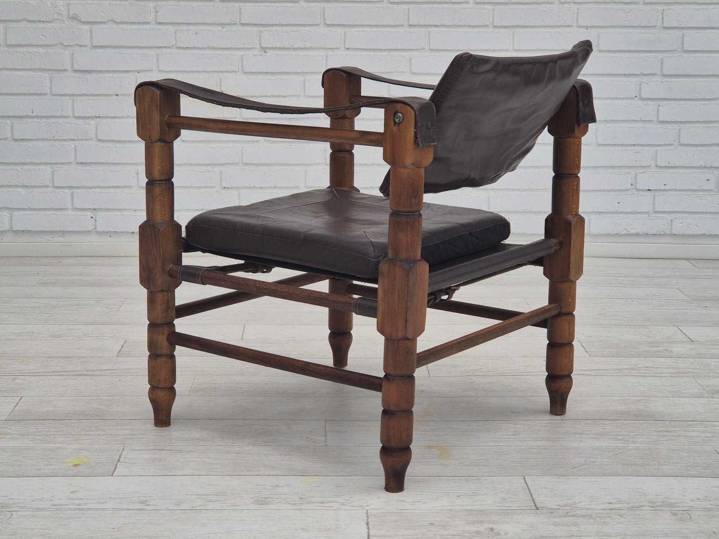 1960s, Scandinavian "Safari" lounge chair, original condition, leather, beech wood.