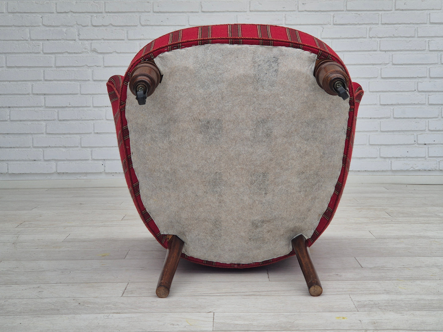 1950s, Danish lounge chair, original condition, red furniture wool.