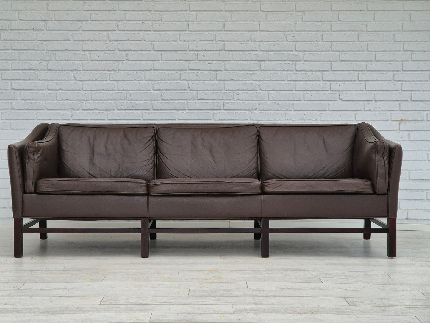 1970s, Danish design by Georg Thams for Grant Møbelfabrik, 3 seater sofa in original condition.