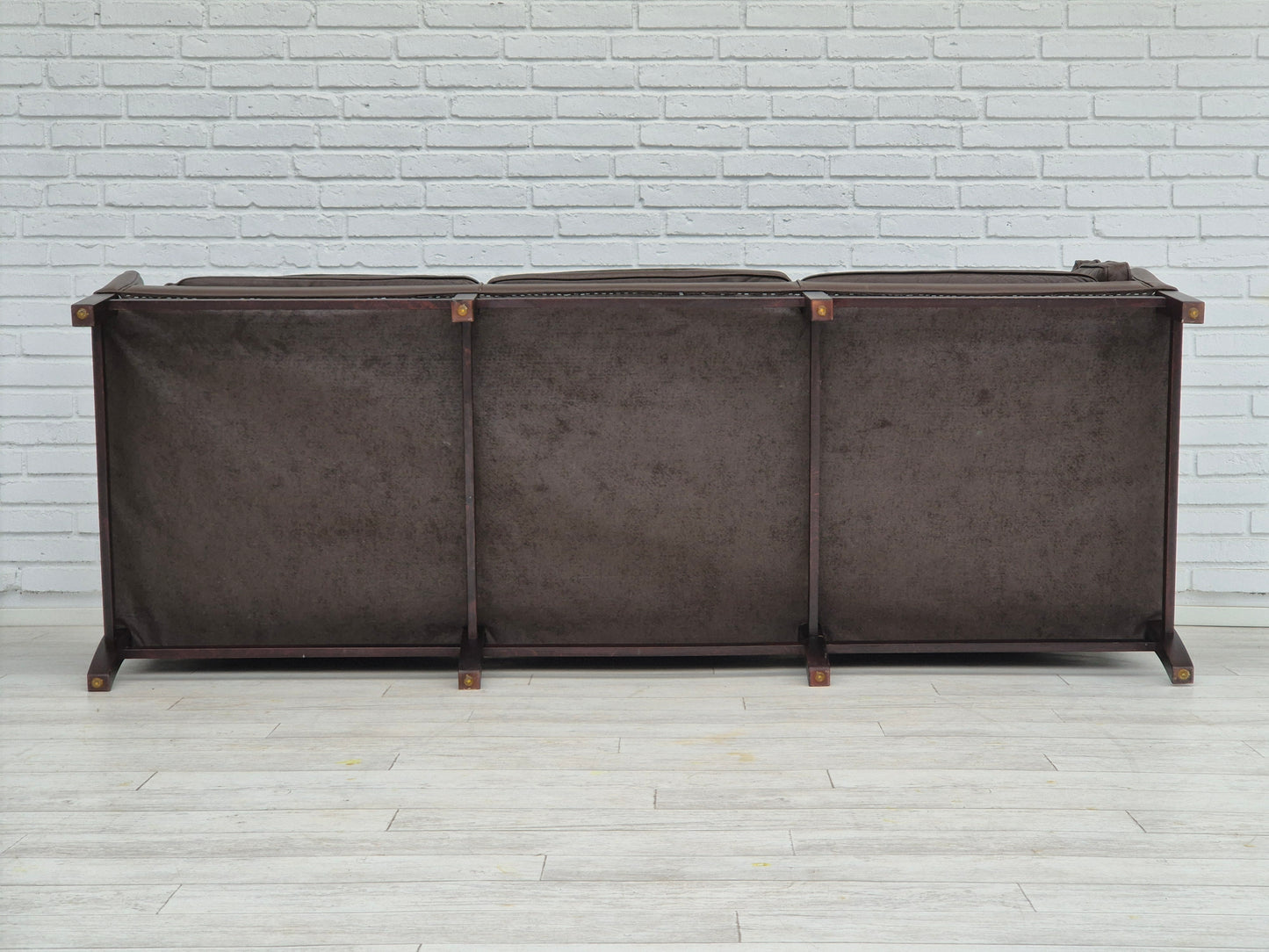 1970s, Danish design by Georg Thams for Grant Møbelfabrik, 3 seater sofa in original condition.