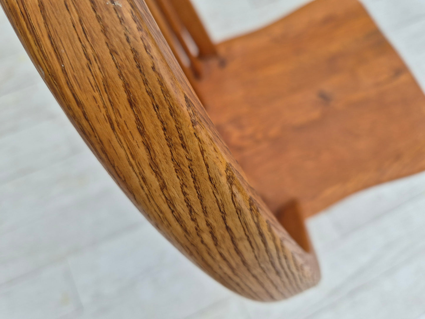 1960s, set of 4 scandinavian dining chairs in solid oak wood, original good condition.