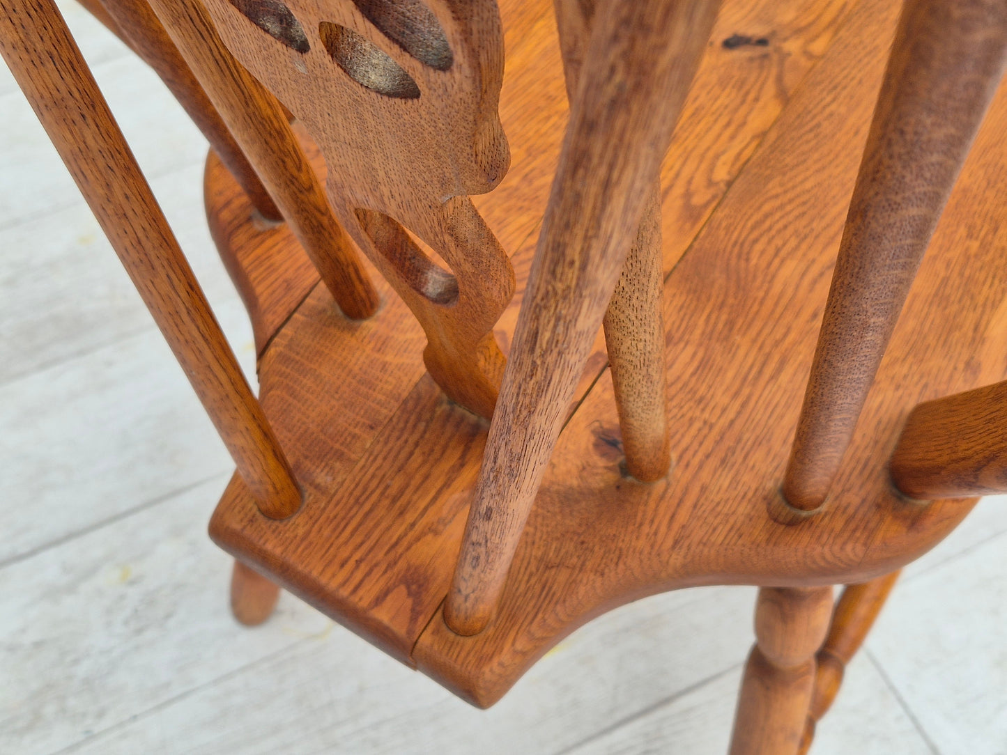 1960s, set of 4 scandinavian dining chairs in solid oak wood, original good condition.