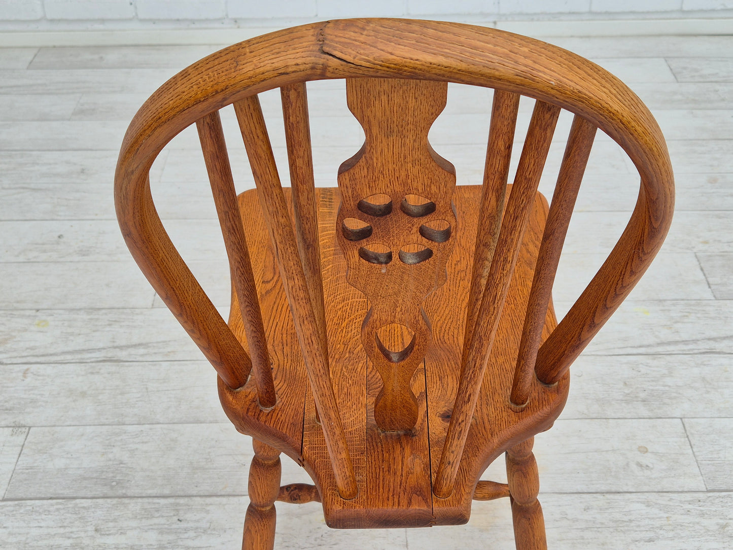 1960s, set of 4 scandinavian dining chairs in solid oak wood, original good condition.