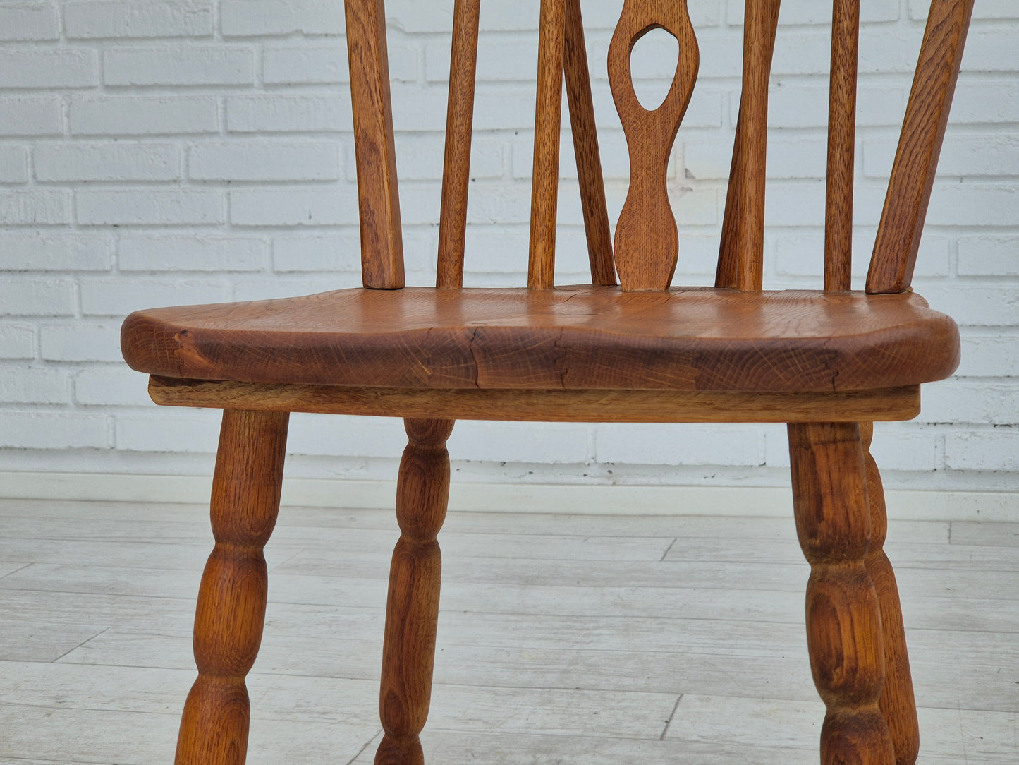 1960s, set of 4 scandinavian dining chairs in solid oak wood, original good condition.